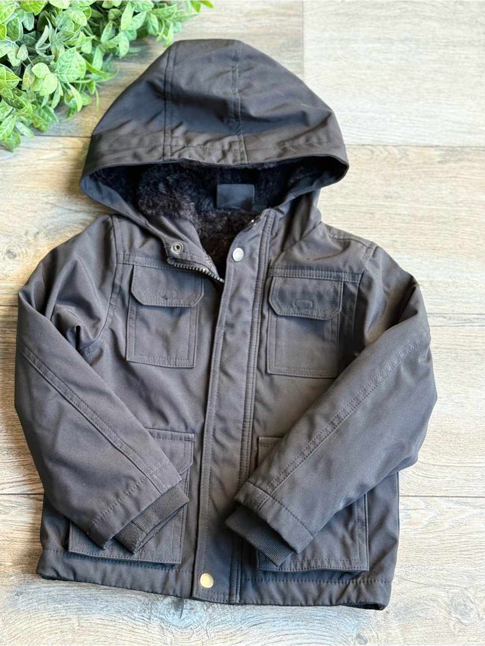 Children's Hooded Puffer Coat in Black